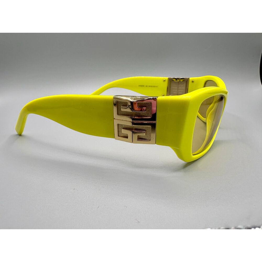 Givenchy - Style GV400791 Yellow - Luxury Sunglasses w/ COA - Picture 3 of 8